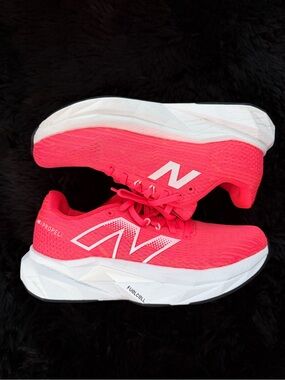 New Balance Women’s Propel FuelCell Running Shoes - Coral Pink